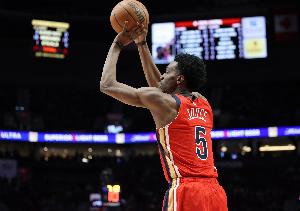 开云体育平台-赫伯特-琼斯提前续约合同细节：起薪2090万 最后一年2420万