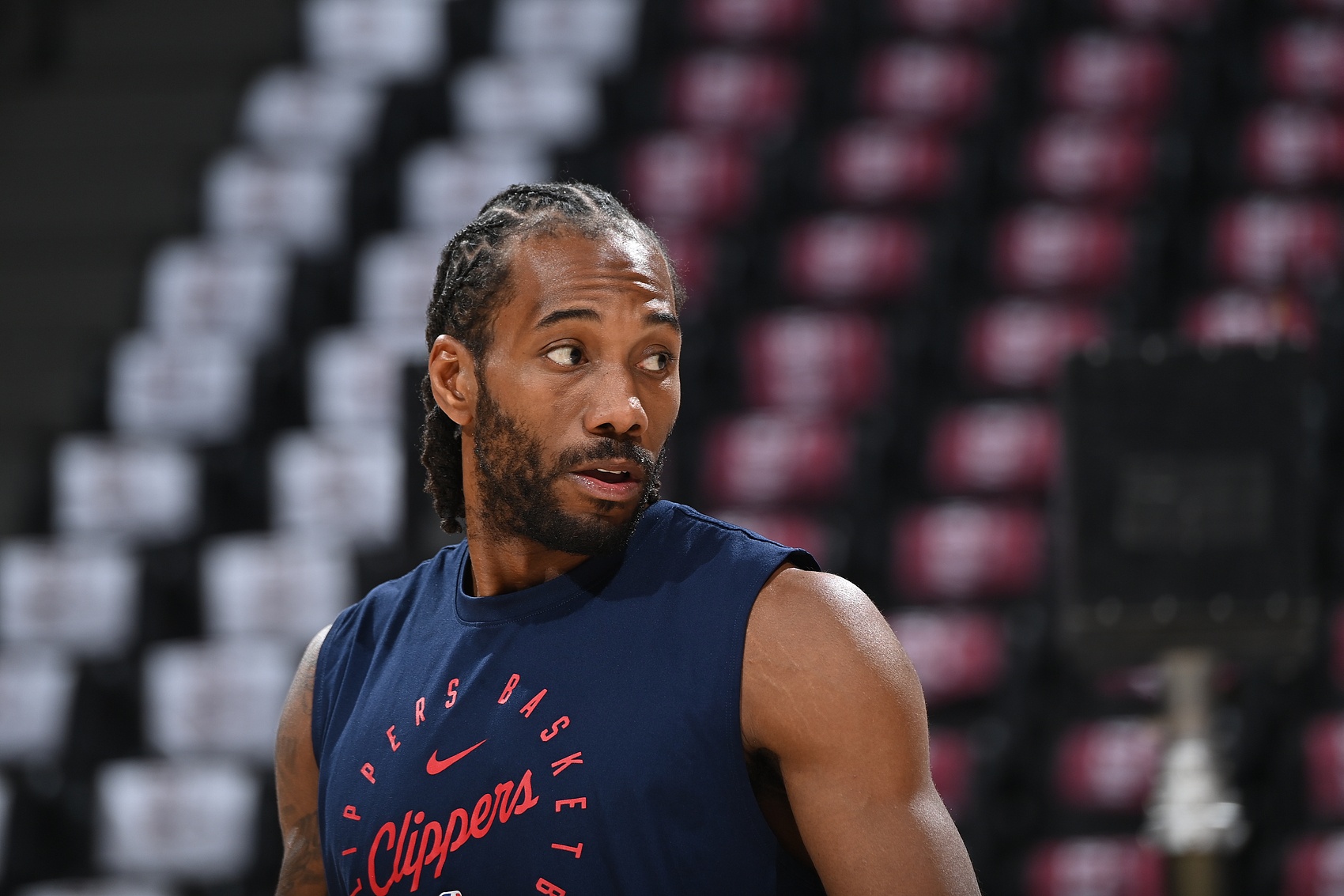 开云体育平台-法律专家：若快船的200万注资与小卡收款存在可证明的联系 那完了