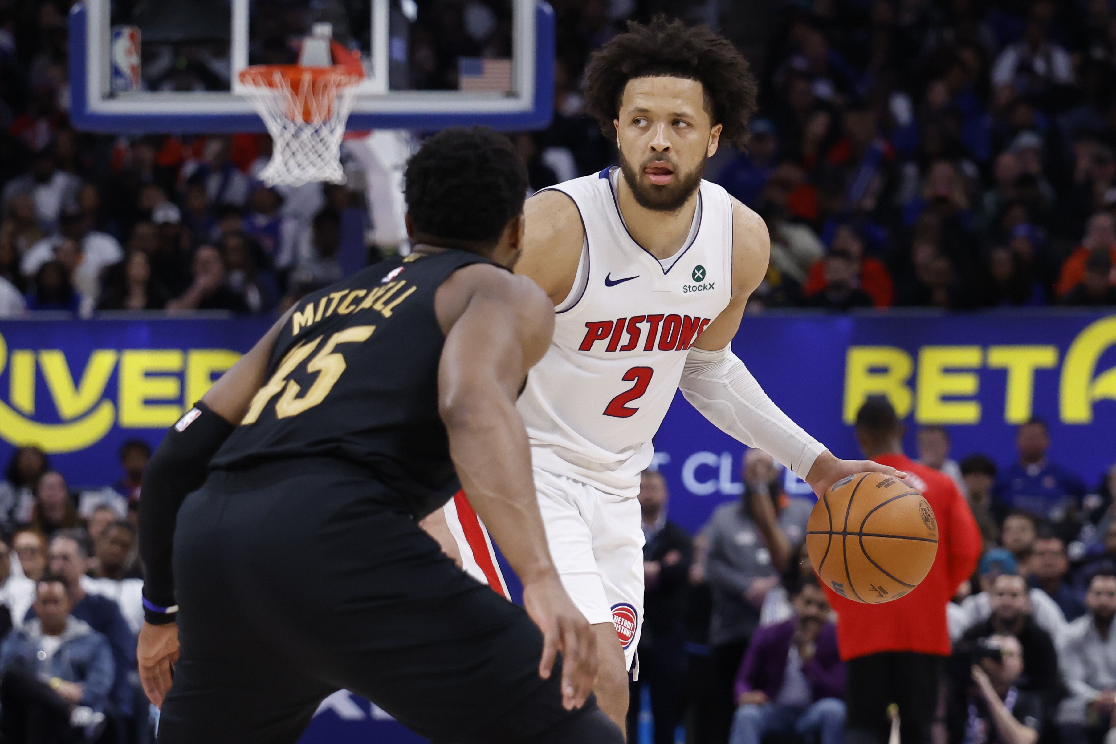 开云-爱游戏-NBA彩经：骑士回主场赢下活塞 雷霆再胜湖人拿赛点